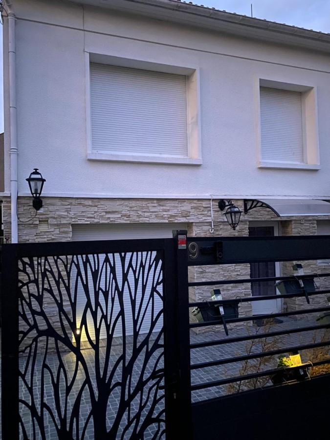 Chambre D'Hotes Dans Une Maison Argenteuil Exterior foto